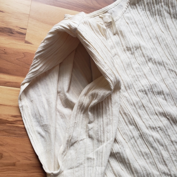 Anthropologie cream boxy shoulder pad textured top strong shoulder Size Large - Picture 2 of 7